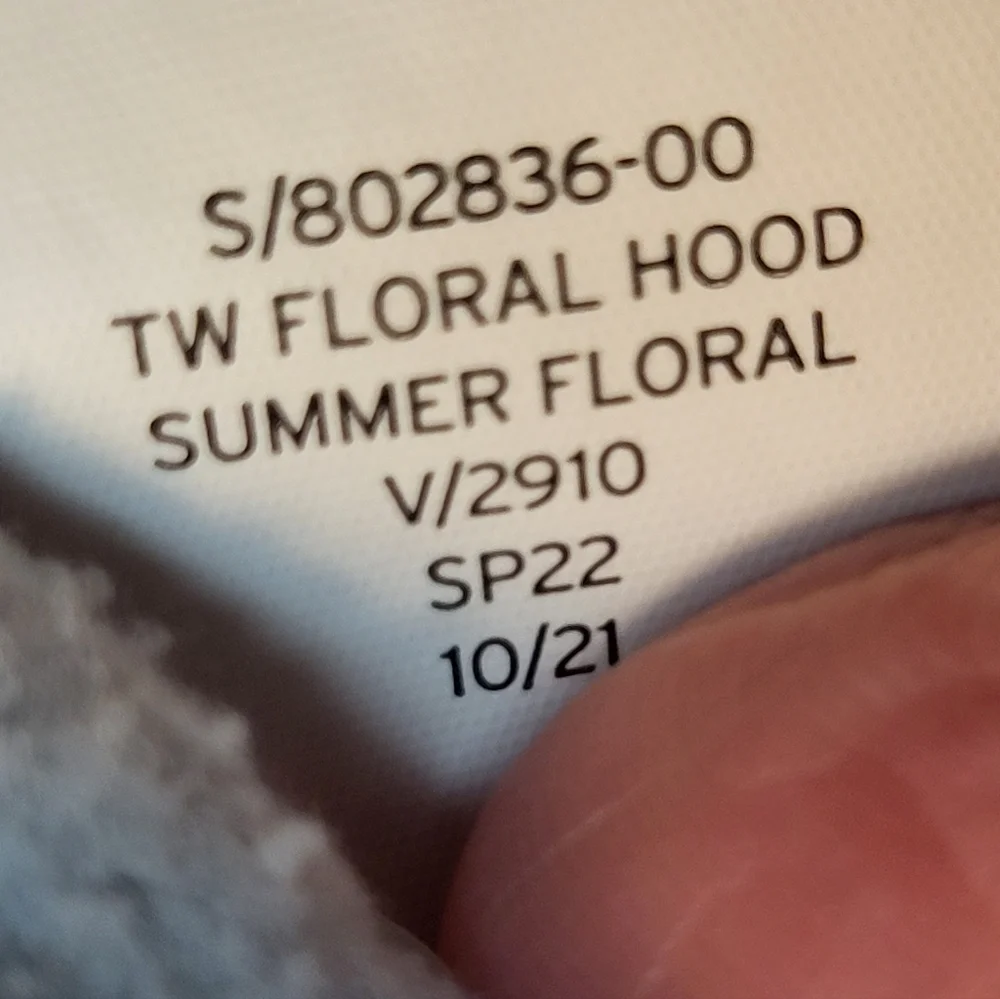 GAP Teen Eco-Friendly Dark Unisex Hoodie in 'Summer Floral' - Size 14-16*